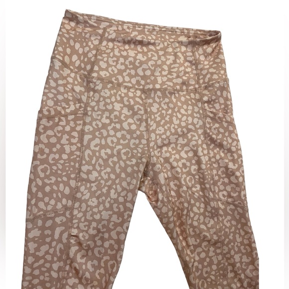 Shadow Sport Pink Cheetah Print Work Out Leggings - Picture 2 of 4